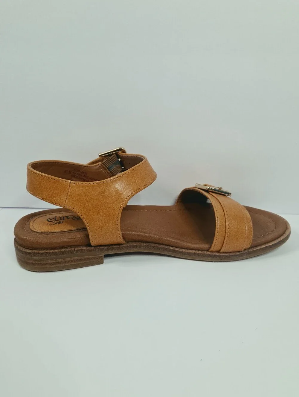 Eurosoft by Sofft Golden Ankle Strap Buckle Flat Sandals 6.5 M